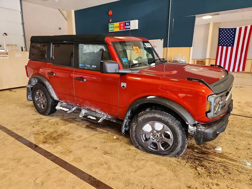 2023 FORD BRONCO BASE  