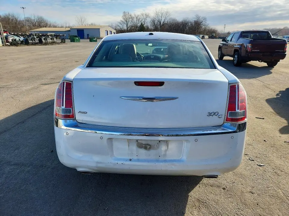 2014 CHRYSLER 300C   