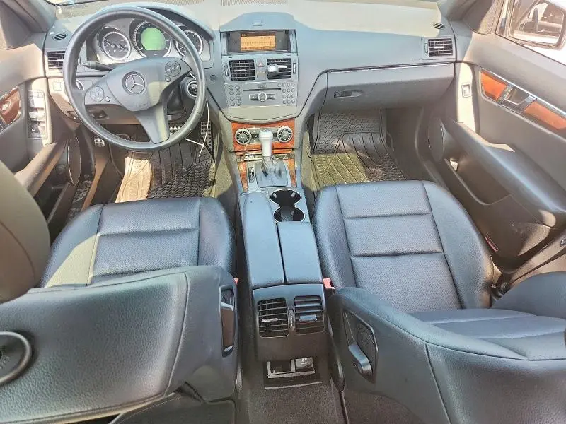 2011 MERCEDES-BENZ C 300  