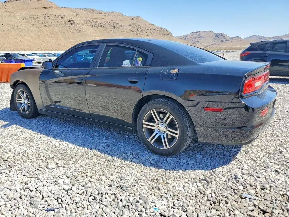 2013 DODGE CHARGER SE  