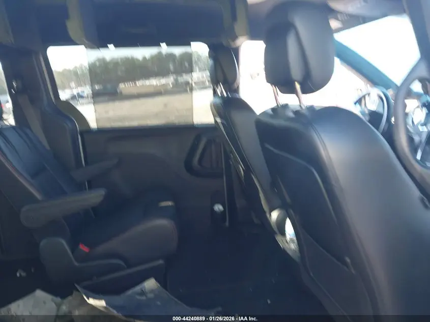 2019 DODGE GRAND CARAVAN GT