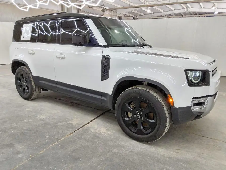 2020 LAND ROVER DEFENDER 110 HSE  