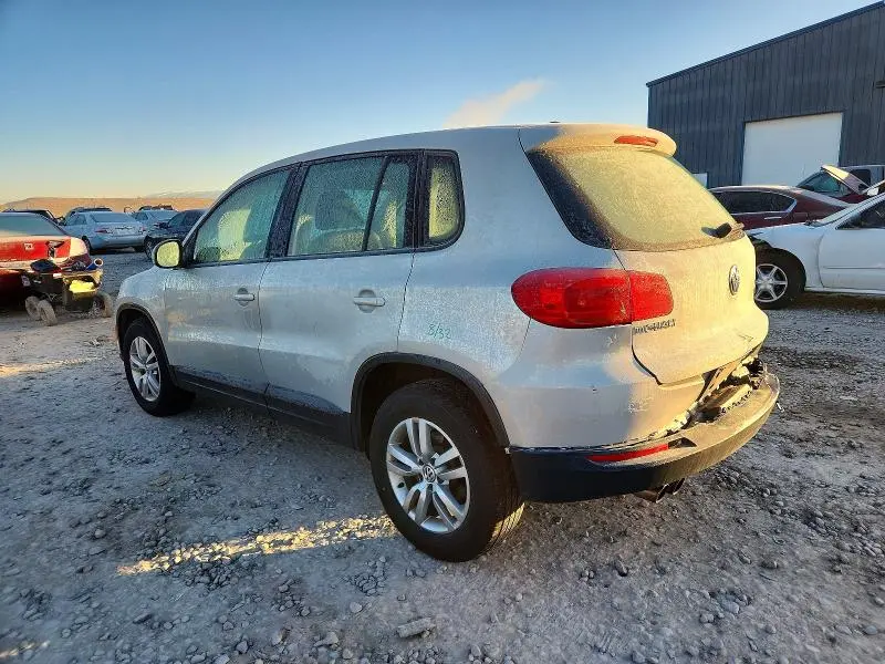 2013 VOLKSWAGEN TIGUAN S  