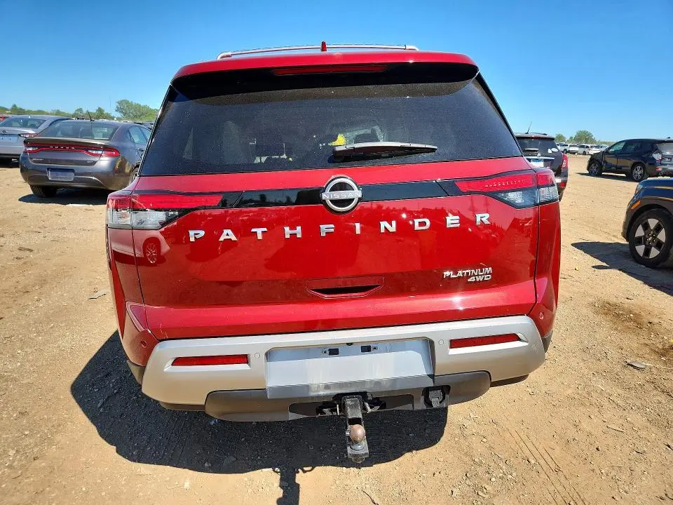 2023 NISSAN PATHFINDER PLATINUM  