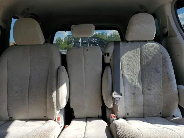 2011 TOYOTA SIENNA LE  