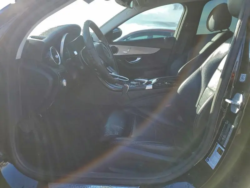 2016 MERCEDES-BENZ C 300  
