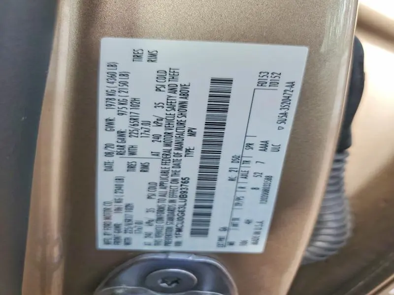 2020 FORD ESCAPE SE  