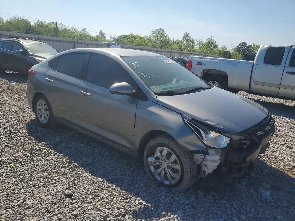 2022 HYUNDAI ACCENT SE  