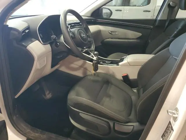 2022 HYUNDAI TUCSON SE  