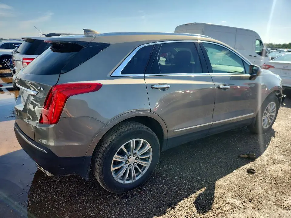2019 CADILLAC XT5 LUXURY  