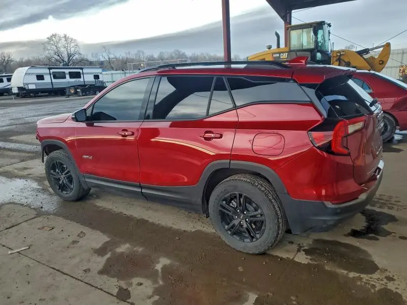 2023 GMC TERRAIN AT4  