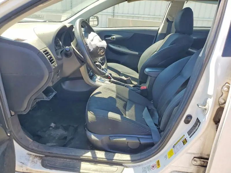 2013 TOYOTA COROLLA S  