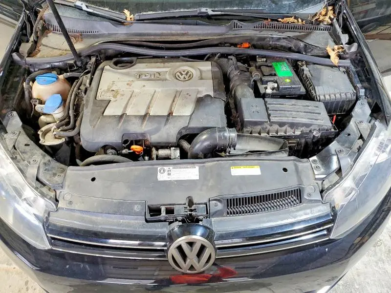 2013 VOLKSWAGEN JETTA TDI  
