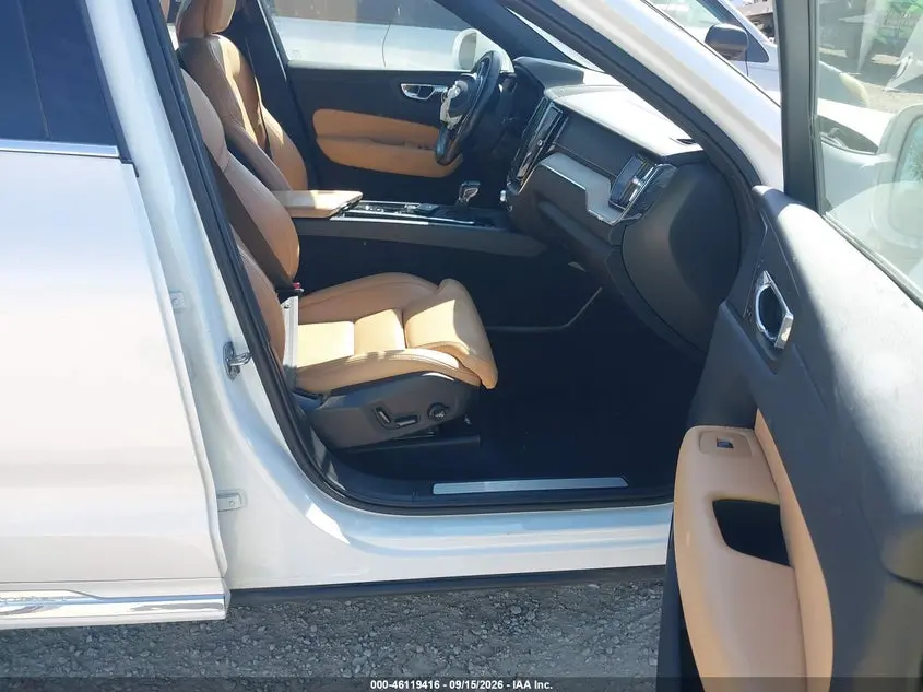 2019 VOLVO XC60 T5 INSCRIPTION