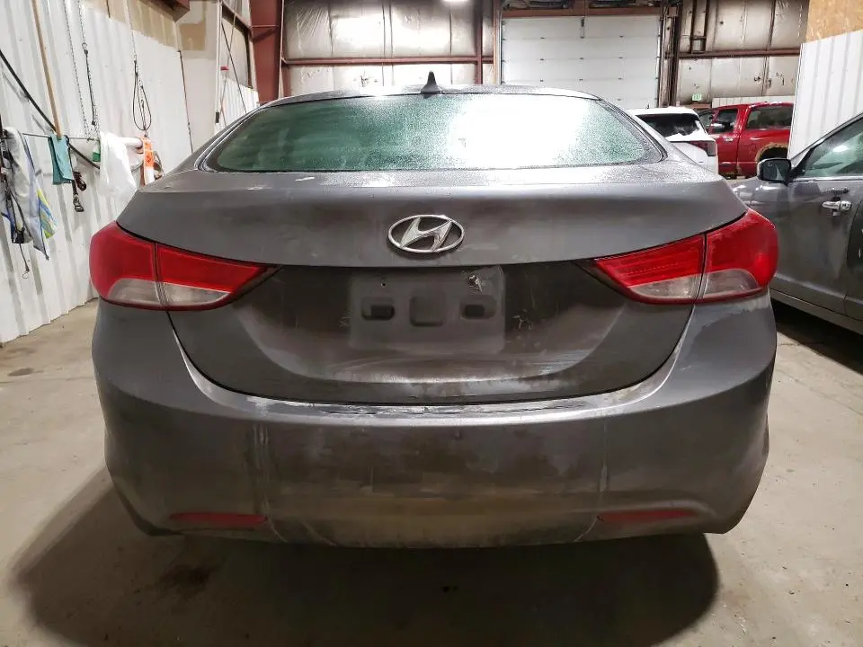 2012 HYUNDAI ELANTRA GLS  