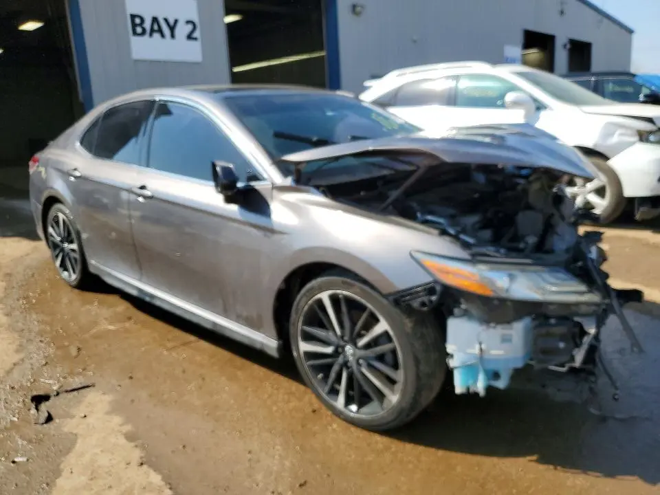 2018 TOYOTA CAMRY XSE  