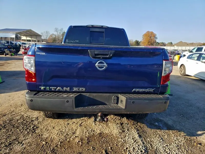 2016 NISSAN TITAN XD SL  