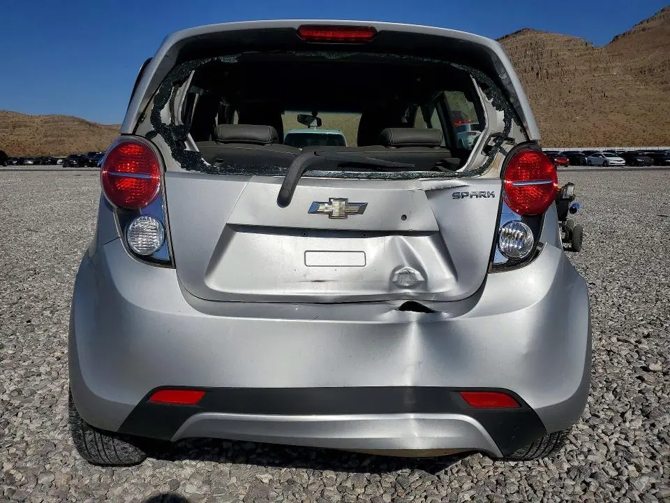 2015 CHEVROLET SPARK 1LT  