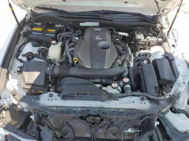 2018 LEXUS IS 300  
