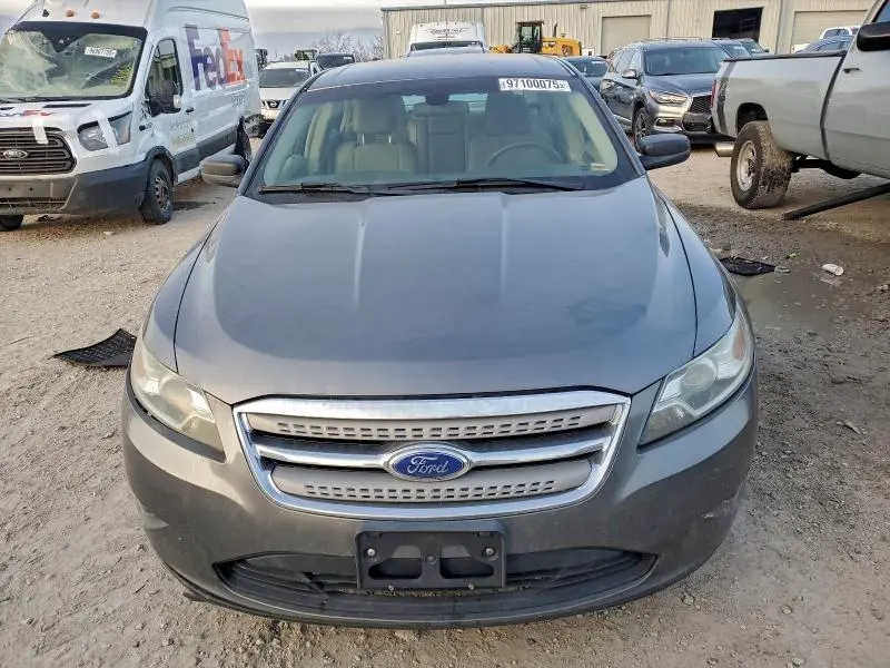 2012 FORD TAURUS SE  