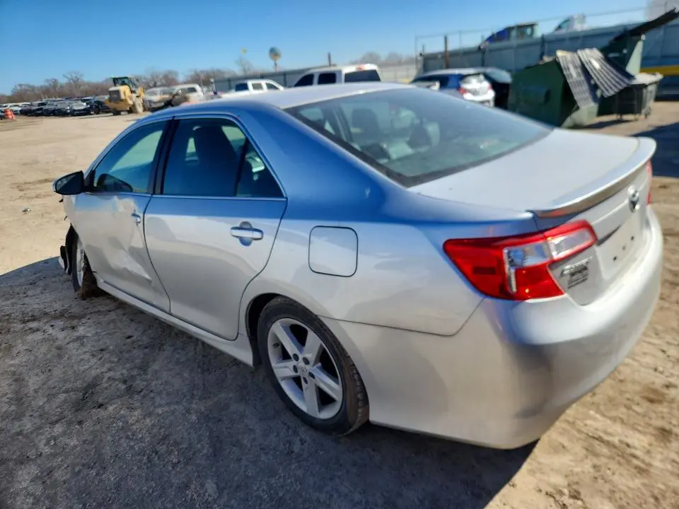2014 TOYOTA CAMRY L  