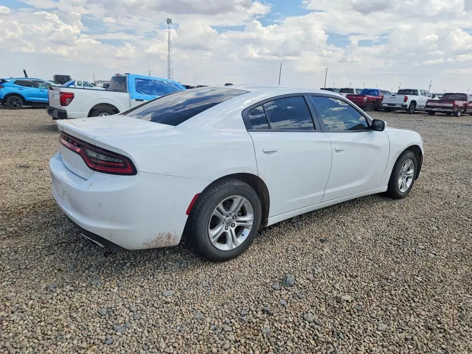 2022 DODGE CHARGER SXT  