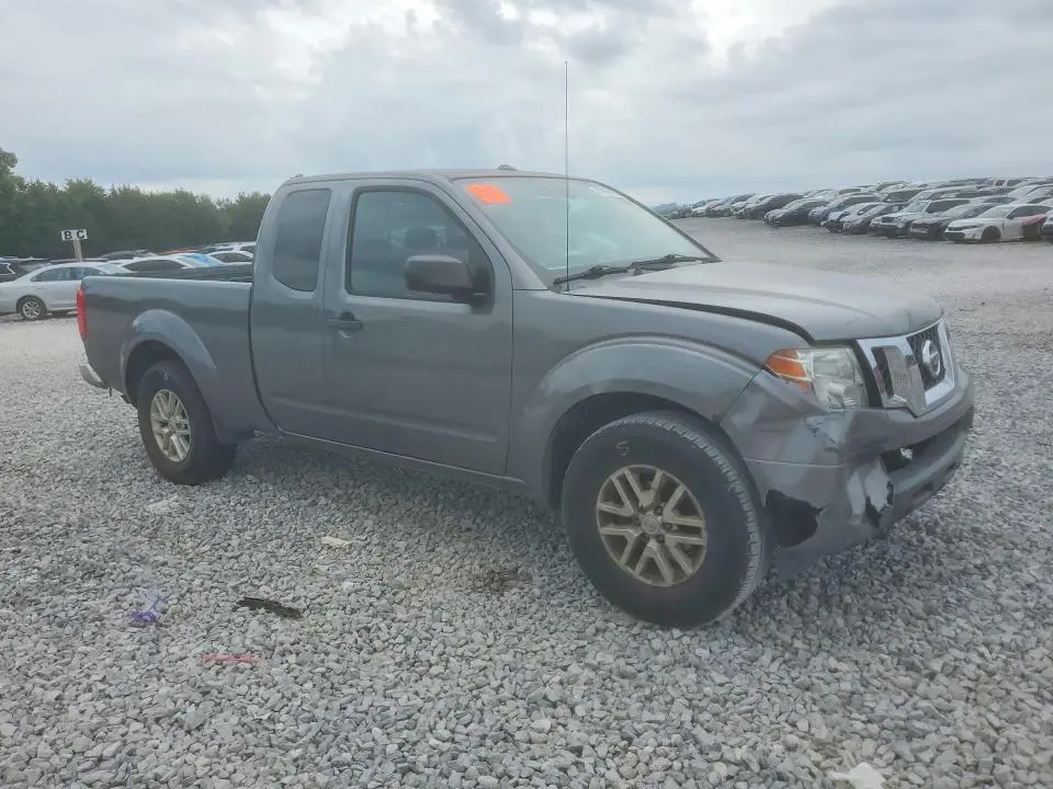 2017 NISSAN FRONTIER SV  