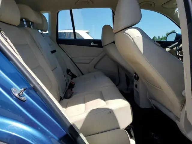 2017 VOLKSWAGEN TIGUAN S  