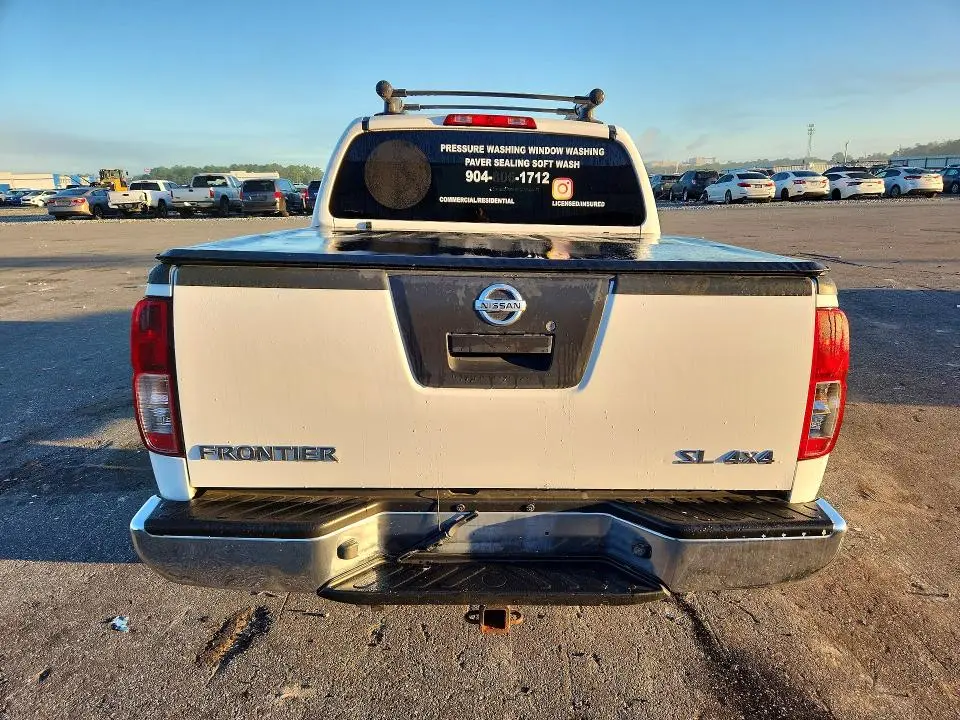 2012 NISSAN FRONTIER S  