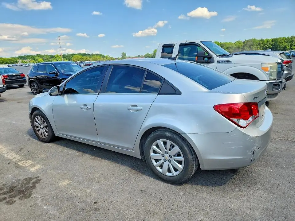 2011 CHEVROLET CRUZE LT  