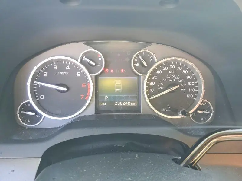2014 TOYOTA TUNDRA CREWMAX SR5  