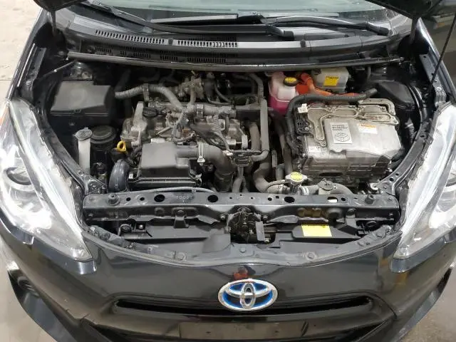 2015 TOYOTA PRIUS C   