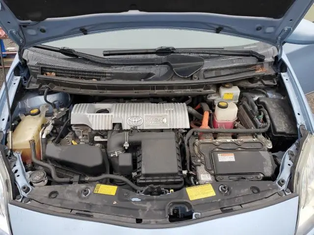 2014 TOYOTA PRIUS PLUG-IN   