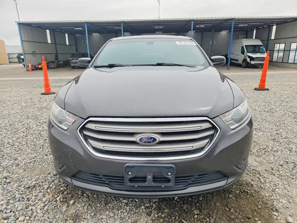 2015 FORD TAURUS SEL  
