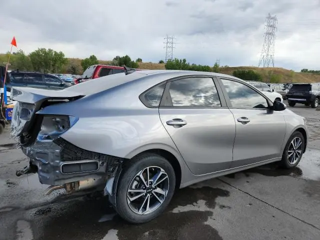 2023 KIA FORTE LX  