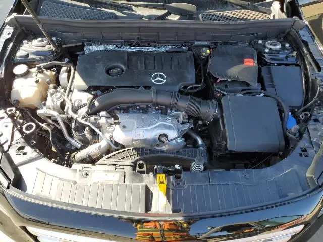 2023 MERCEDES-BENZ GLB 250  