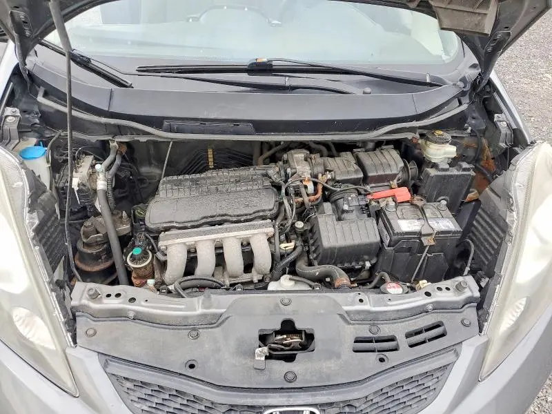 2013 HONDA FIT LX  