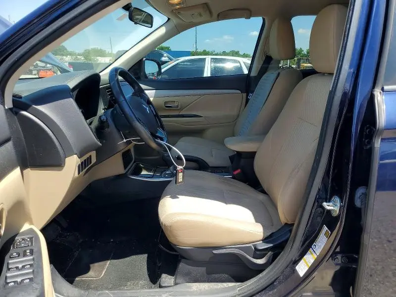 2018 MITSUBISHI OUTLANDER SE  