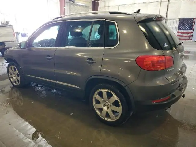 2012 VOLKSWAGEN TIGUAN S  