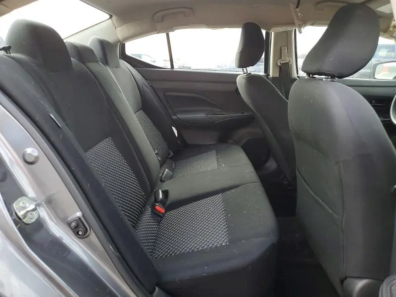 2020 NISSAN VERSA S  