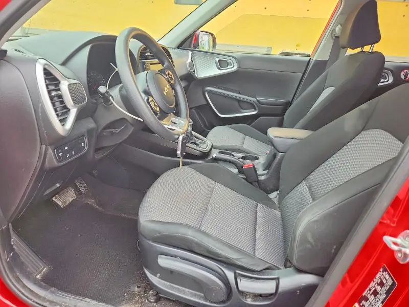 2022 KIA SOUL LX  