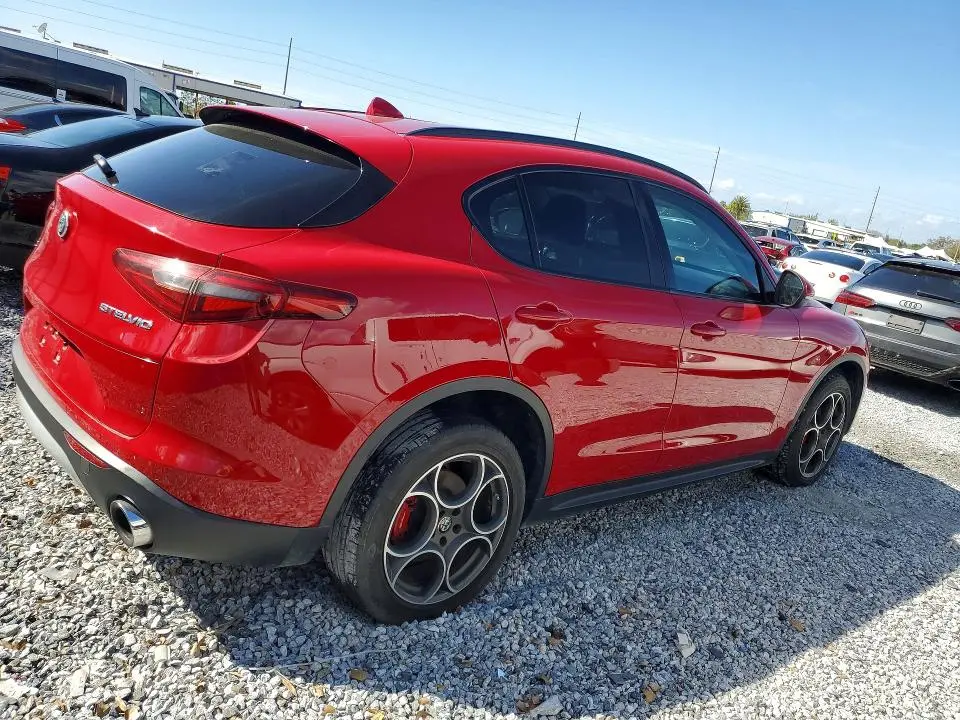 2018 ALFA ROMEO STELVIO SPORT  