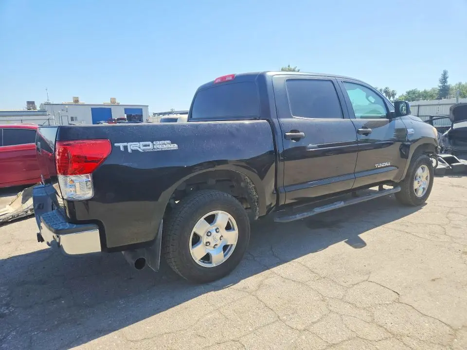 2013 TOYOTA TUNDRA CREWMAX SR5  