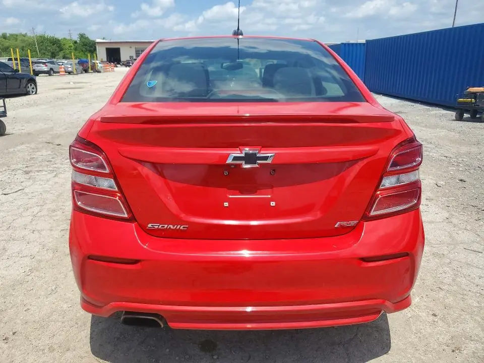 2019 CHEVROLET SONIC LT  