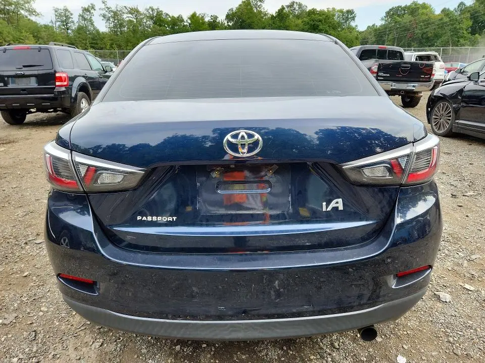 2017 TOYOTA YARIS IA BASE  