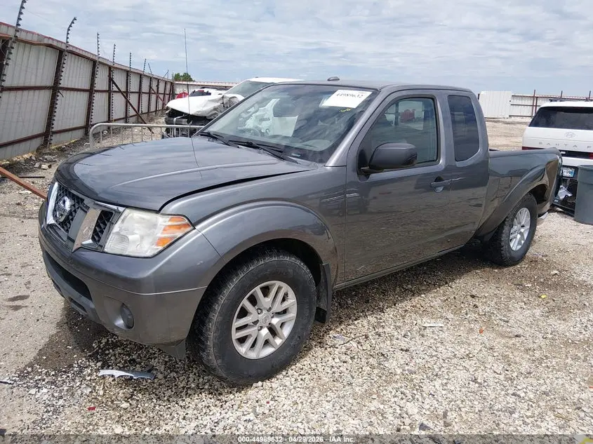 2016 NISSAN FRONTIER SV