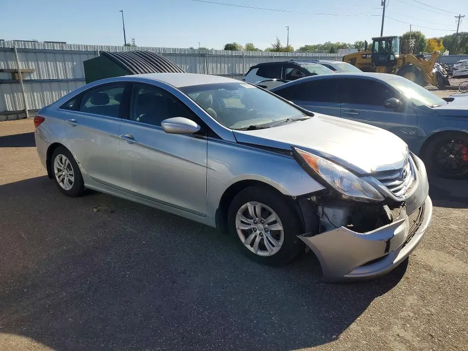 2012 HYUNDAI SONATA GLS  