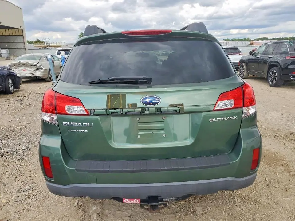 2010 SUBARU OUTBACK 2.5I PREMIUM  