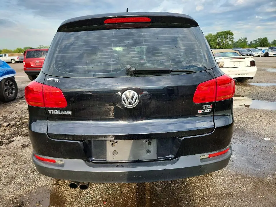 2017 VOLKSWAGEN TIGUAN S  