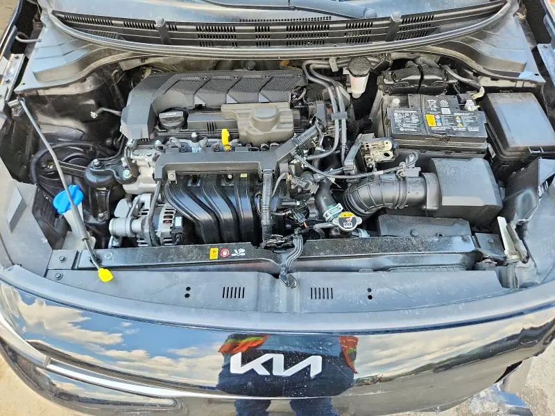 2022 KIA RIO LX  